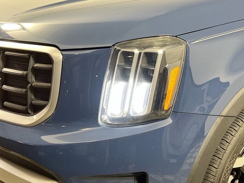 Used 2023 Kia Telluride S AWD/4WD image 12