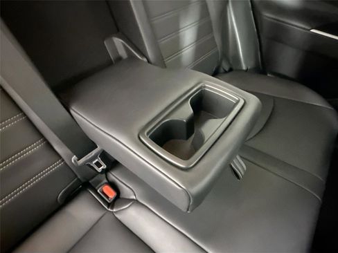 Certified 2020 Toyota RAV4 XLE Premium image 41