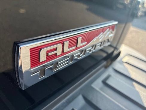 Used 2017 GMC Sierra 1500 SLT AWD/4WD image 14