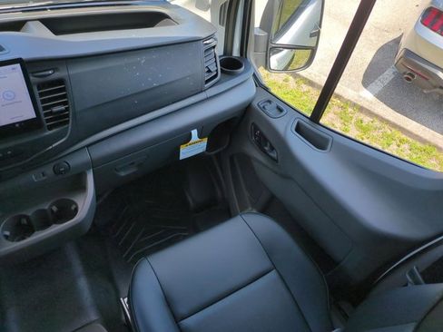 New 2026 Ford Transit 250 148 High Roof Extended RWD image 16