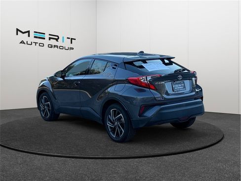 Used 2021 Toyota C-HR Limited image 7