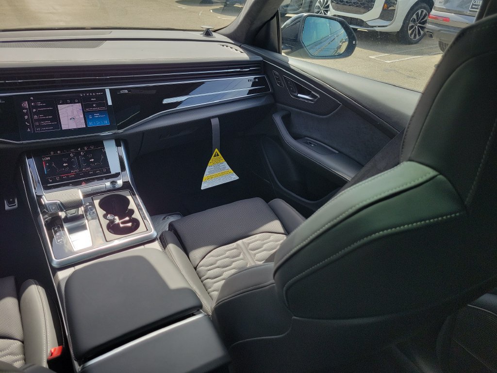 New 2027 Audi RS Q8 performance AWD/4WD image 23