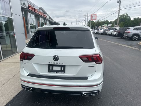 Used 2022 Volkswagen Tiguan SEL R-Line AWD/4WD image 4