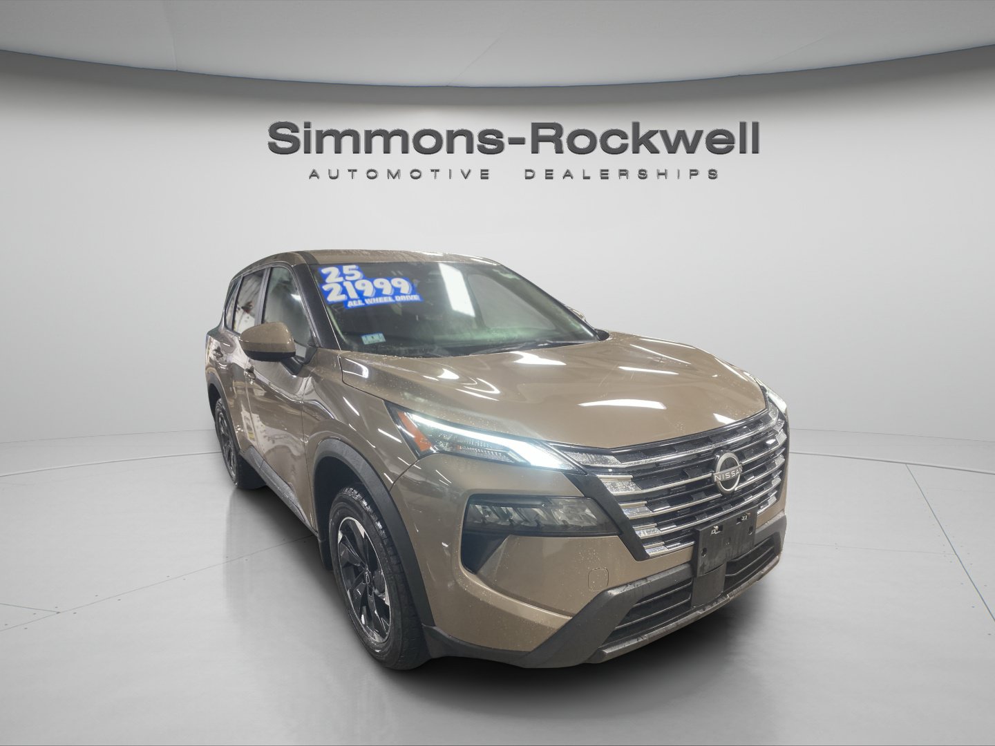 Used 2025 Nissan Rogue SV AWD/4WD image 7