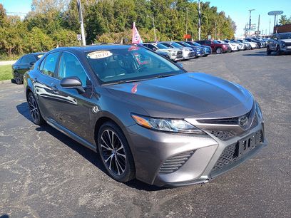 Used 2019 Toyota Camry SE