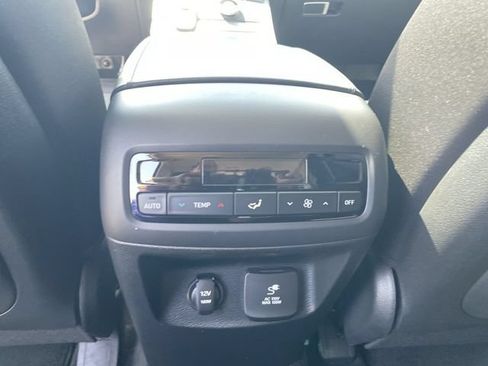 Used 2021 Hyundai Palisade SEL w/ Convenience Package FWD image 21
