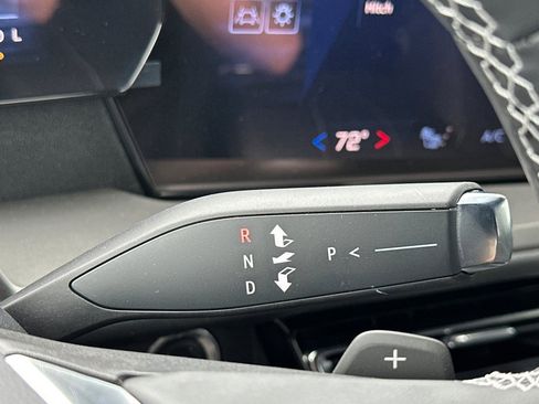 New 2025 Chevrolet Traverse LT w/ Enhanced Driving Package image 24