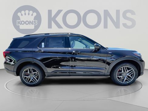 New 2026 Ford Explorer ST-Line w/ ST-Line Street Pack AWD/4WD image 12