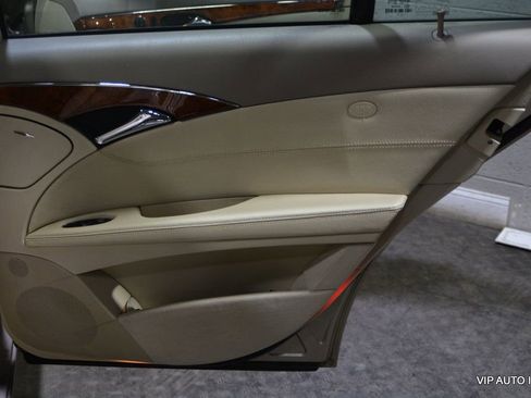 Used 2004 Mercedes-Benz E 320 Sedan image 10