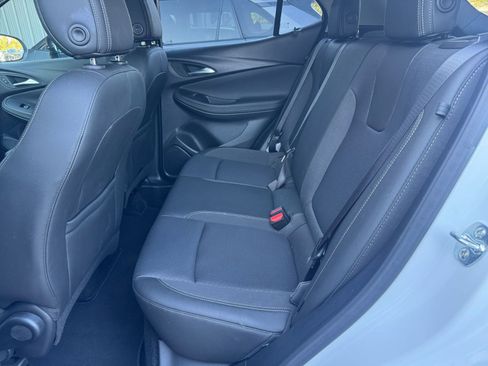 Used 2025 Buick Encore GX Preferred image 23