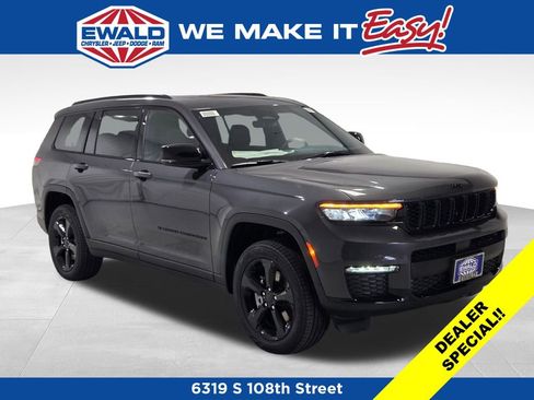 New 2025 Jeep Grand Cherokee L Limited w/ Black Appearance Package AWD/4WD image 1