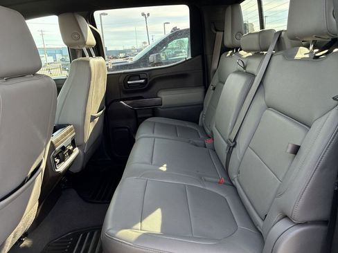 Used 2022 Chevrolet Silverado 1500 LTZ w/ LTZ Premium Package image 19