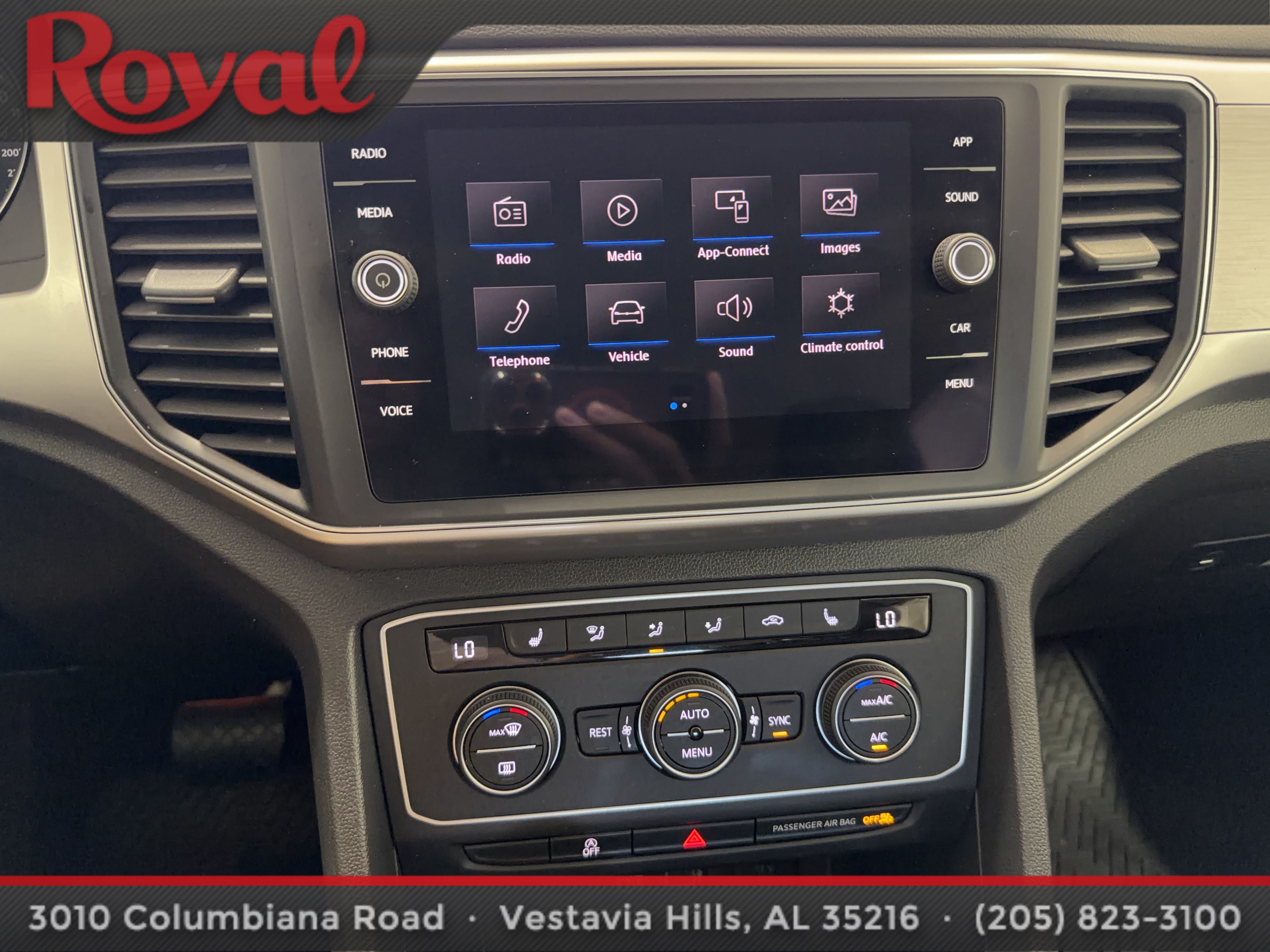 Used 2019 Volkswagen Atlas SE w/ Towing Package FWD image 23