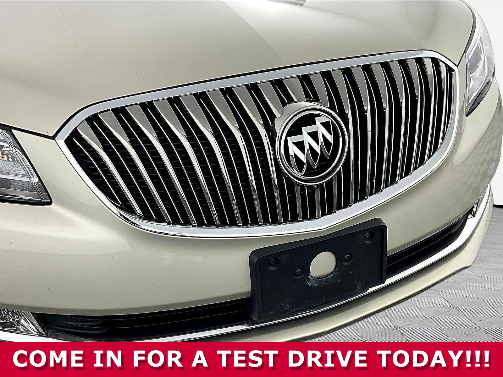 Used 2014 Buick LaCrosse Leather FWD image 26