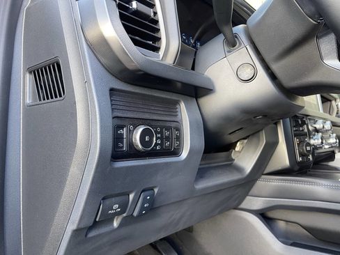 Used 2025 Ford F350 Platinum image 19