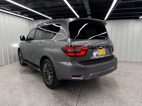 Used 2024 Nissan Armada Platinum w/ Captain's Chairs Package RWD image 4