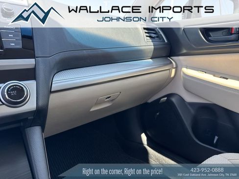 Used 2019 Subaru Outback 2.5i AWD/4WD image 20