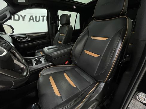Used 2021 GMC Yukon AT4 w/ Technology Package AWD/4WD image 13