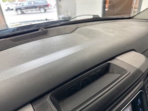 Used 2015 RAM 1500 Express w/ Black Ram 1500 Express Group AWD/4WD image 36