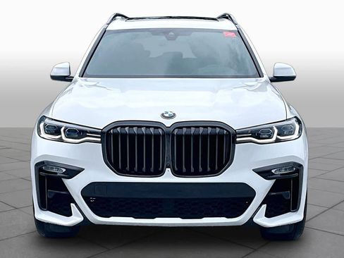 Used 2021 BMW X7 M50i w/ Executive Package AWD/4WD image 4