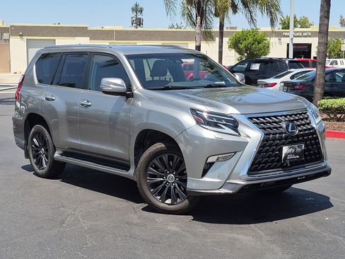 Used 2021 Lexus GX 460 Luxury w/ Sport Design Package AWD/4WD image 2