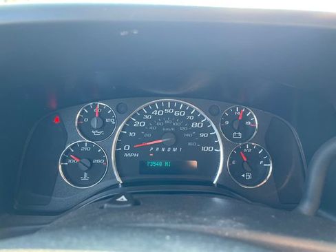 Used 2021 Chevrolet Express 2500 w/ Driver Convenience Package RWD image 14