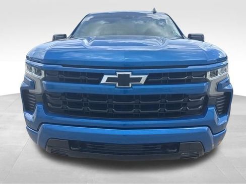 Used 2022 Chevrolet Silverado 1500 RST image 3