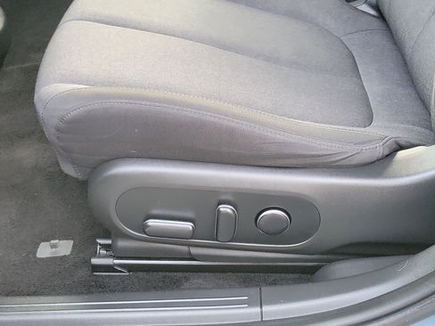 Certified 2023 Hyundai Ioniq 5 SE w/ Cargo Package image 18