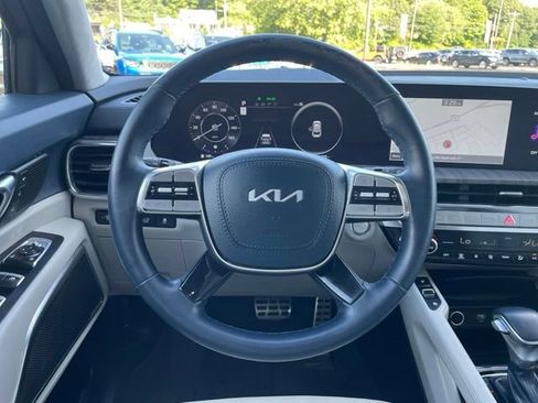 Used 2023 Kia Telluride SX Prestige AWD/4WD image 14