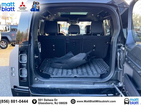 Used 2024 Land Rover Defender 110 X image 34