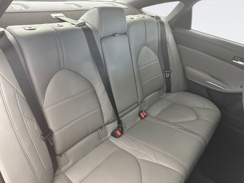Used 2019 Toyota Avalon Limited w/ Advanced Safety Package FWD image 20