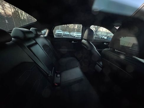 Certified 2023 Kia Forte GT-Line image 4