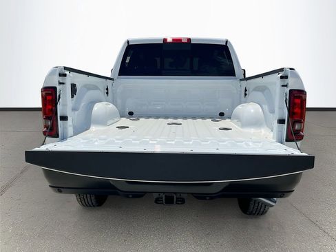 New 2026 RAM 2500 Tradesman AWD/4WD image 24