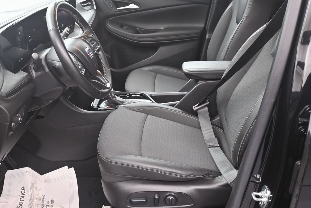Used 2024 Buick Encore GX Preferred w/ Comfort Package AWD/4WD image 10
