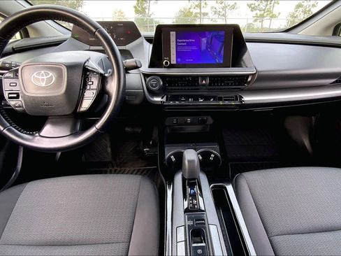 Certified 2023 Toyota Prius LE image 14