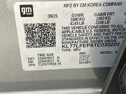 Used 2026 Chevrolet Trax LS FWD image 26