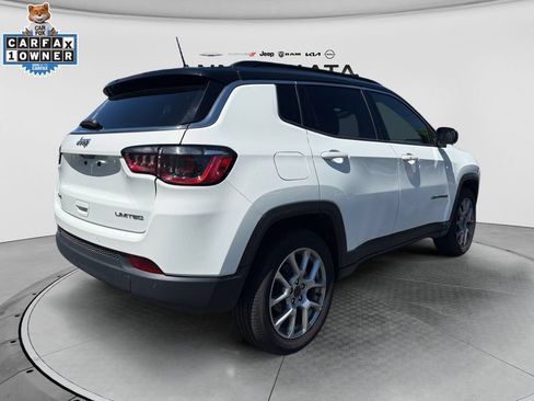 Used 2025 Jeep Compass Limited AWD/4WD image 5