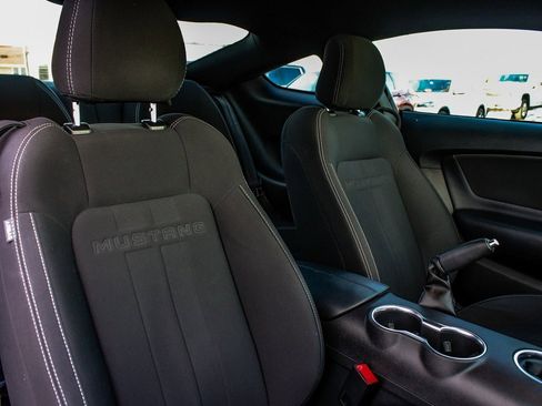 Used 2021 Ford Mustang GT image 33