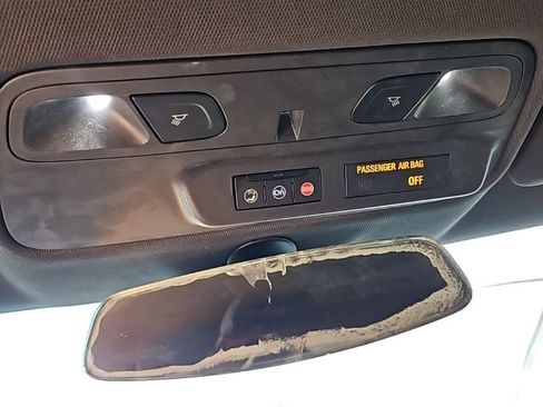 Used 2019 Chevrolet Camaro LT image 21