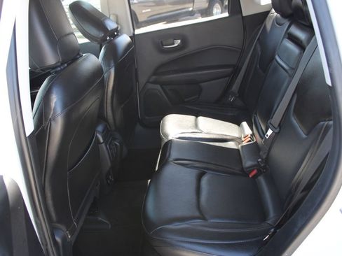 Used 2018 Jeep Compass Limited w/ Safe & Security Group AWD/4WD image 15