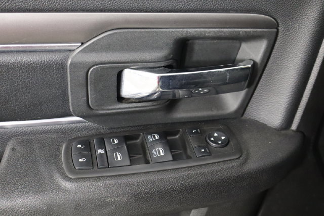 Used 2021 RAM 1500 Warlock AWD/4WD image 40
