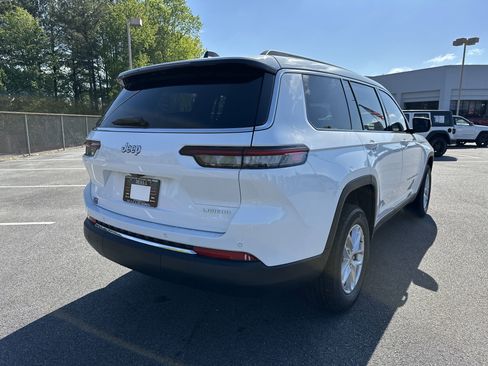 New 2025 Jeep Grand Cherokee L Laredo image 6