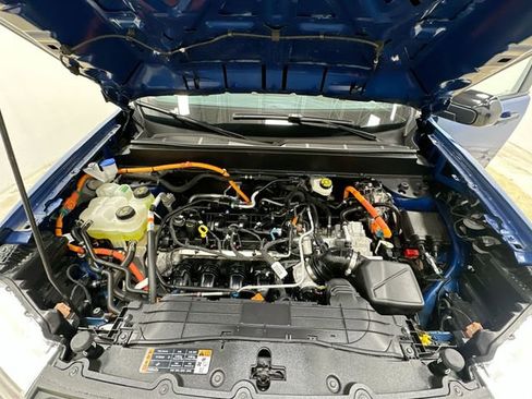 Used 2024 Ford Maverick XLT w/ XLT Luxury Package FWD image 18