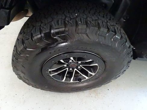 Certified 2024 Jeep Wrangler Unlimited Rubicon AWD/4WD image 29