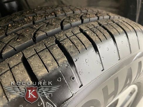 Used 2025 Subaru Outback Premium image 8