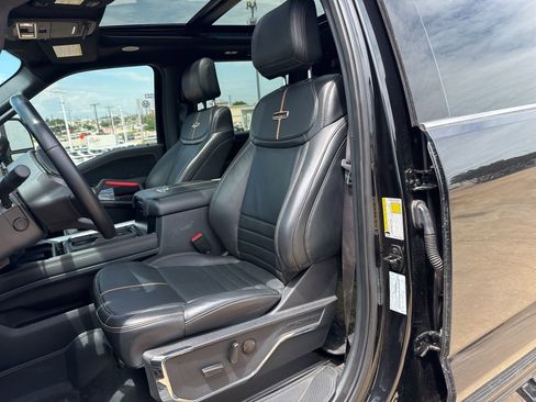 Used 2023 Ford F250 Platinum w/ FX4 Off-Road Package AWD/4WD image 15