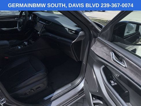 Used 2024 Jeep Grand Cherokee Overland w/ Trailer Tow Package AWD/4WD image 21