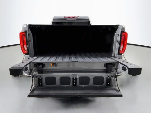 Certified 2025 GMC Sierra 1500 AT4 w/ AT4 Premium Package AWD/4WD image 31