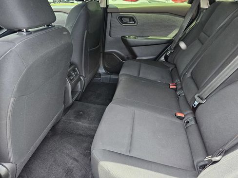 Used 2023 Nissan Rogue S FWD image 14