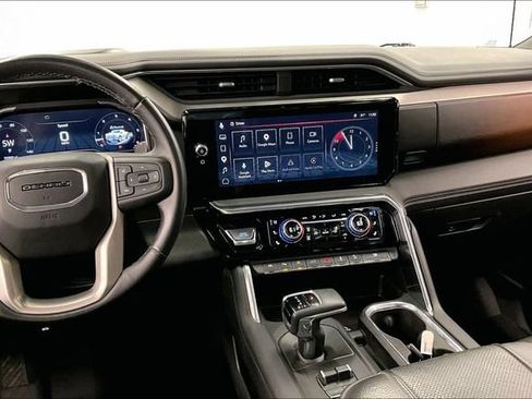 Used 2023 GMC Sierra 1500 Denali w/ Denali Reserve Package AWD/4WD image 7